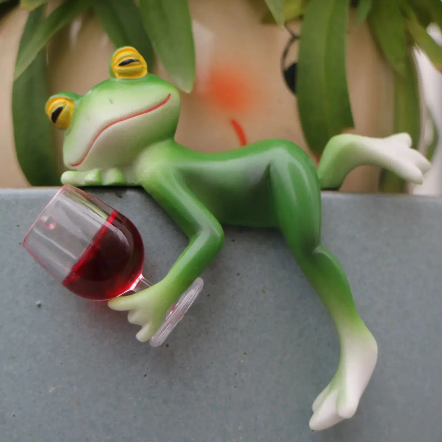 Contemporary Resin Frog Plante - đánh giá và giá Plant Parents